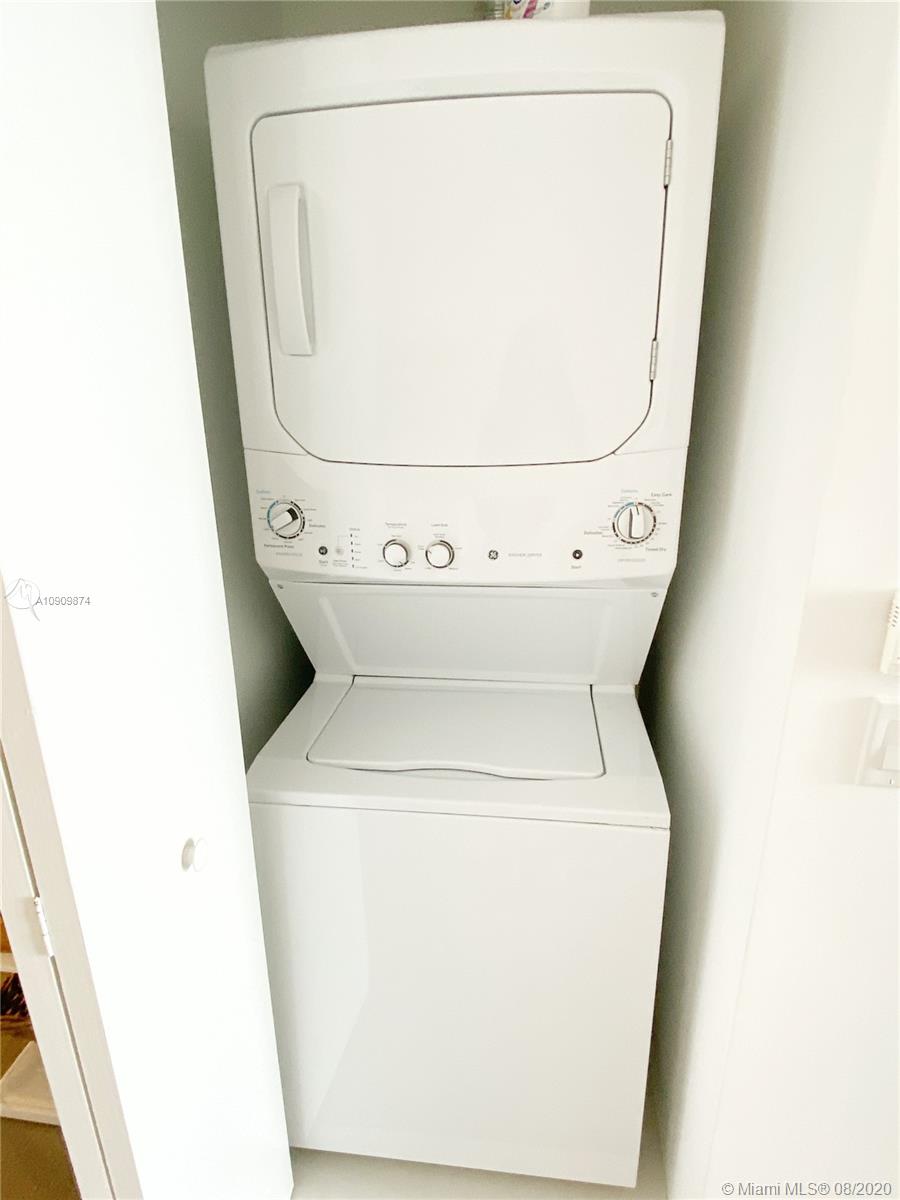 PARAISO BAYVIEWS CONDO - Residential Lease