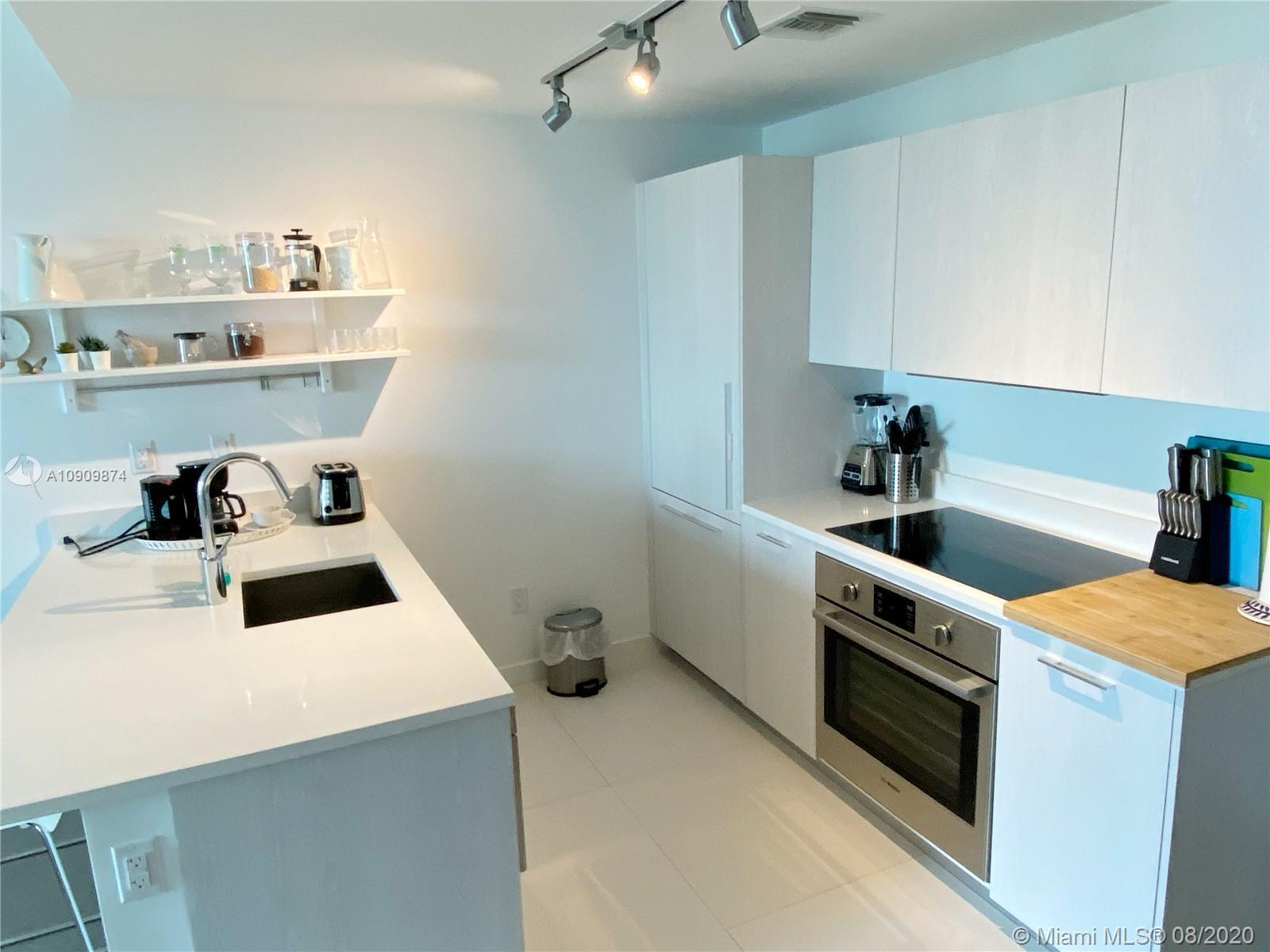 PARAISO BAYVIEWS CONDO - Residential Lease