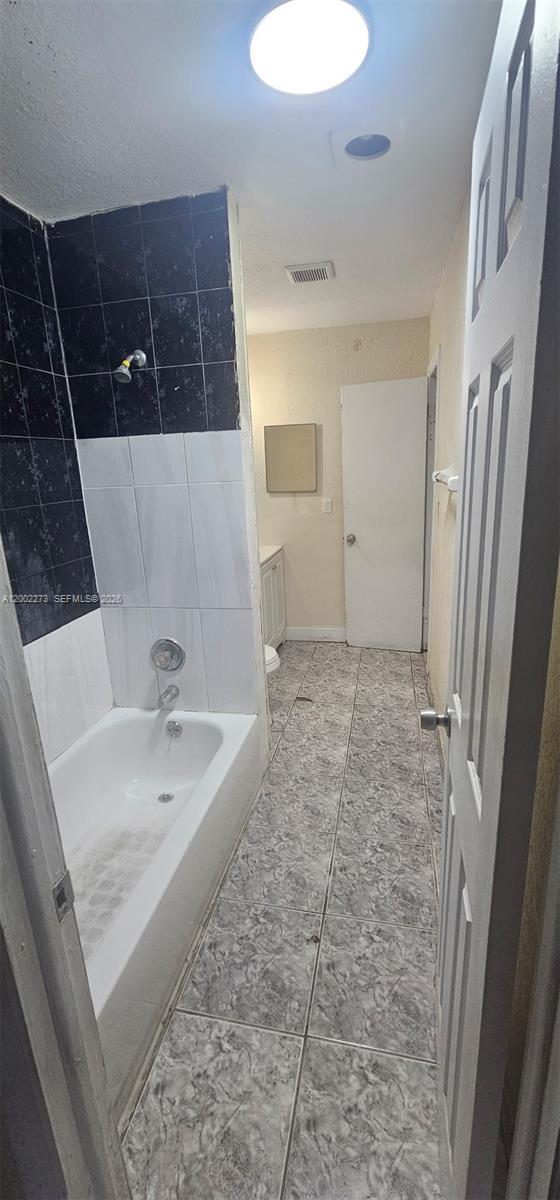 VISTA TOWNHOUSE SEC C - Residential