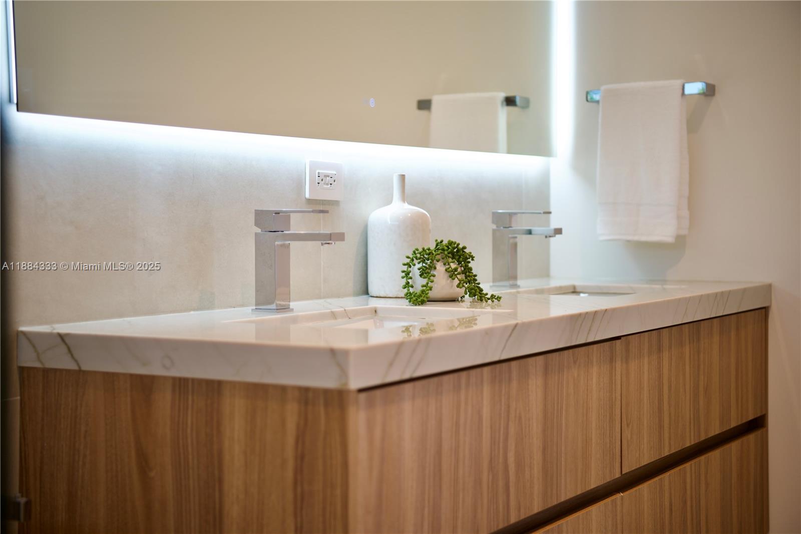 DUNNINGS MIAMI SHORES EXT - Residential