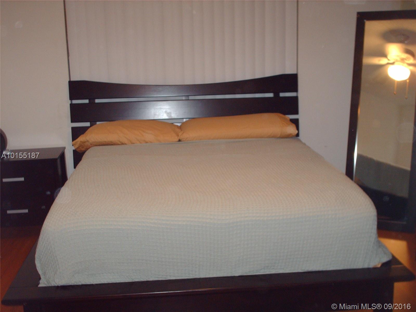 The Yacht Club At Aventur - Residential Lease