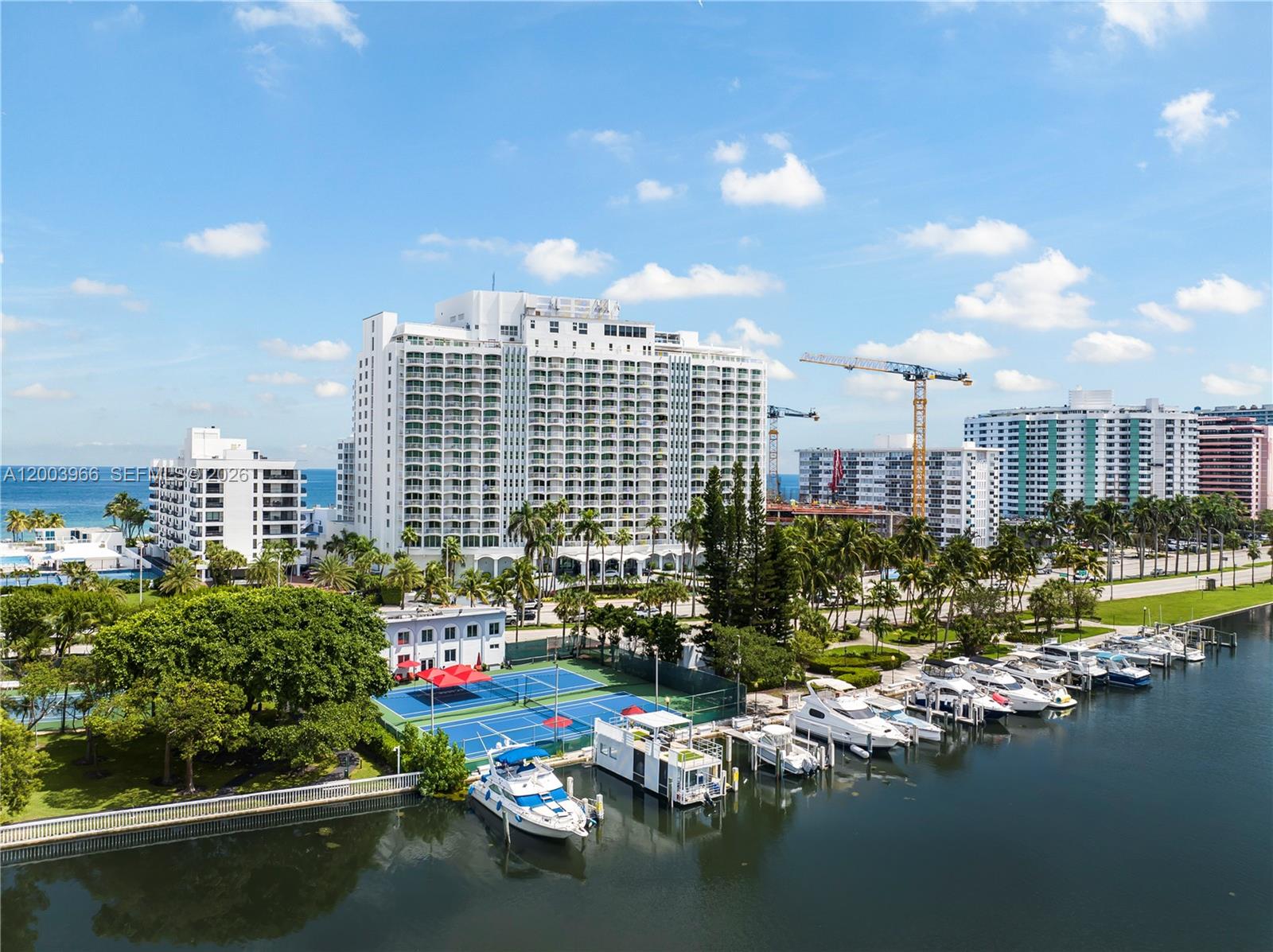 THE CARRIAGE HOUSE CONDO - Residential