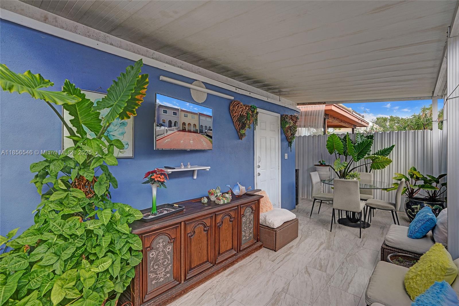 2ND ADDN TO PALM SPRINGS - Residential