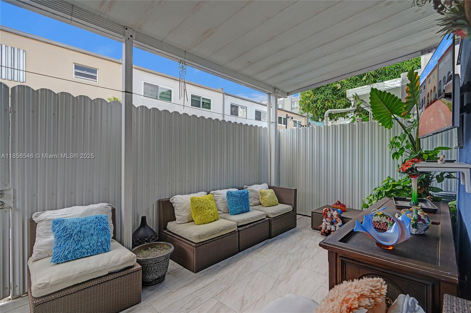 2ND ADDN TO PALM SPRINGS - Residential