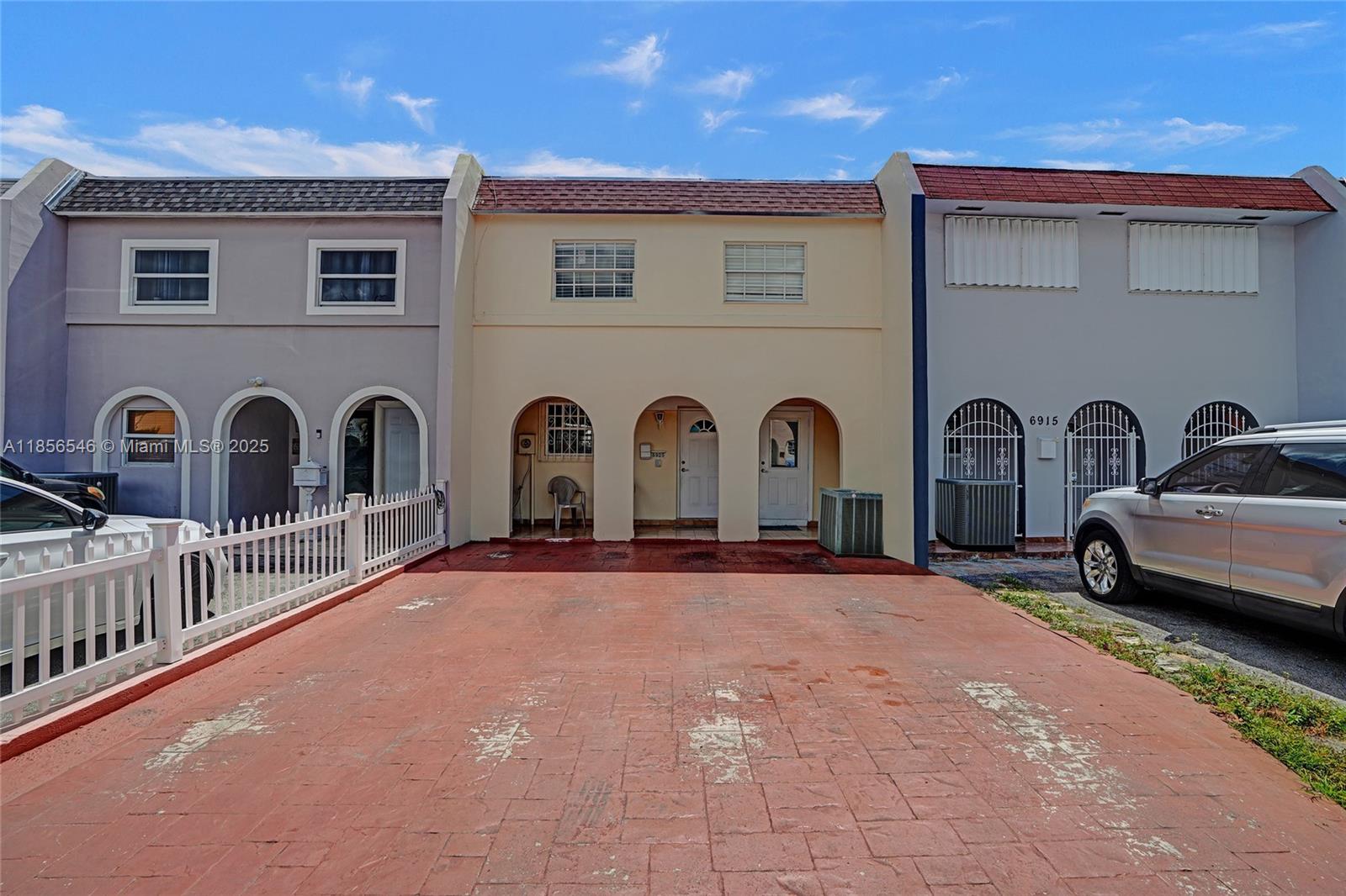 Beautiful 3-Bed, 3-Bath Townhouse in Hialeah! Spacious and well-maintained, this charming townhouse offers a bright open living area, updated kitchen with stainless steel appliances, and a cozy outdoor patio perfect for entertaining. Features three comfortable bedrooms, ample closet space, and modern bathrooms. Conveniently located near shopping, dining, and major highways.