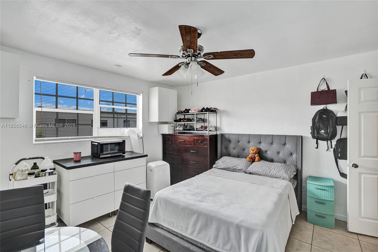 2ND ADDN TO PALM SPRINGS - Residential