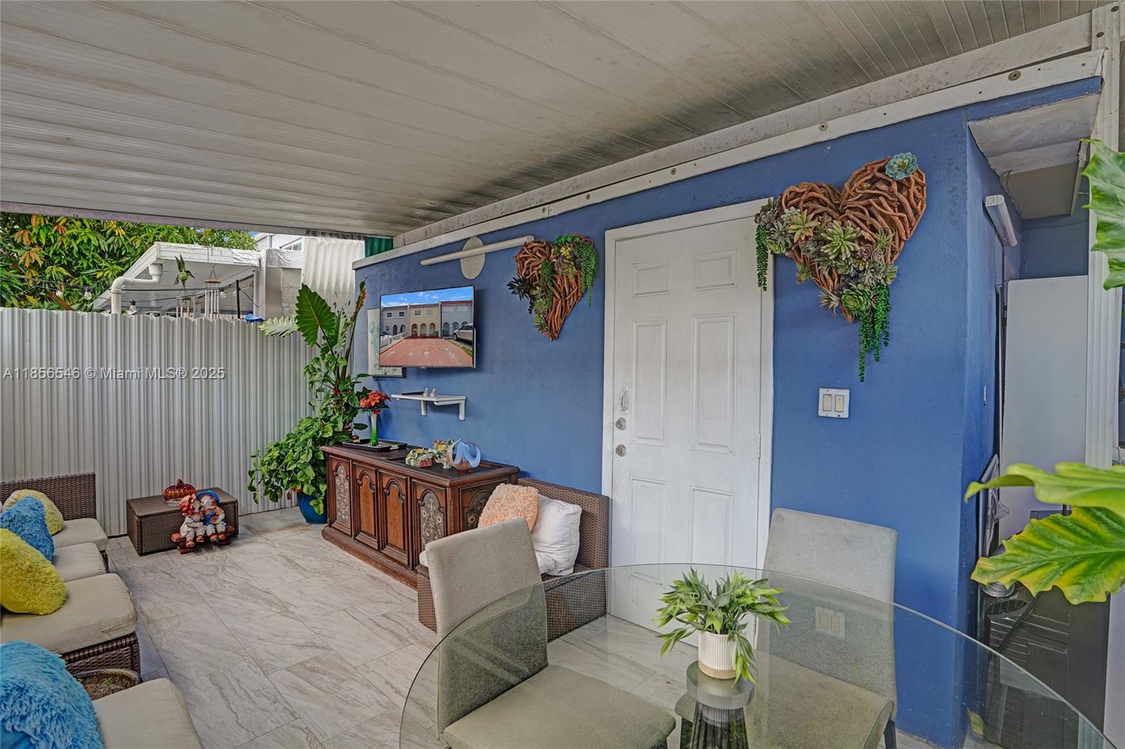 2ND ADDN TO PALM SPRINGS - Residential