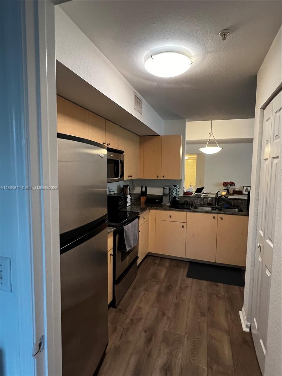 AVENTINE AT MIRAMAR CONDO - Residential