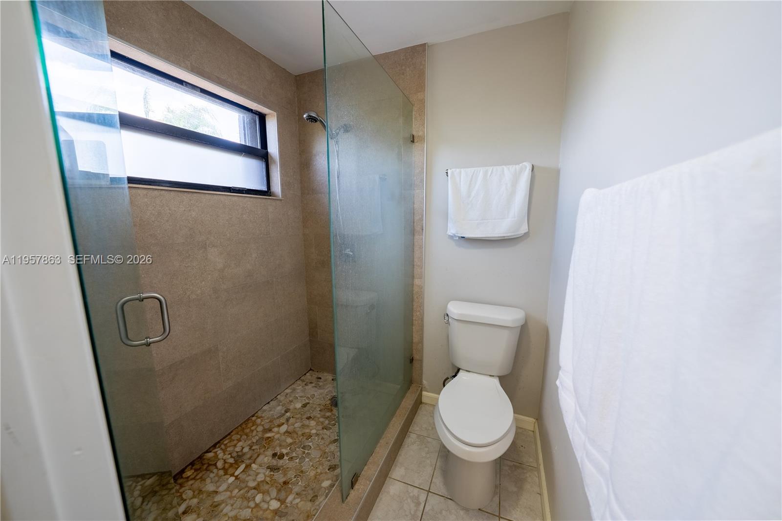 LAKES OF THE MEADOW SEC 4 - Residential