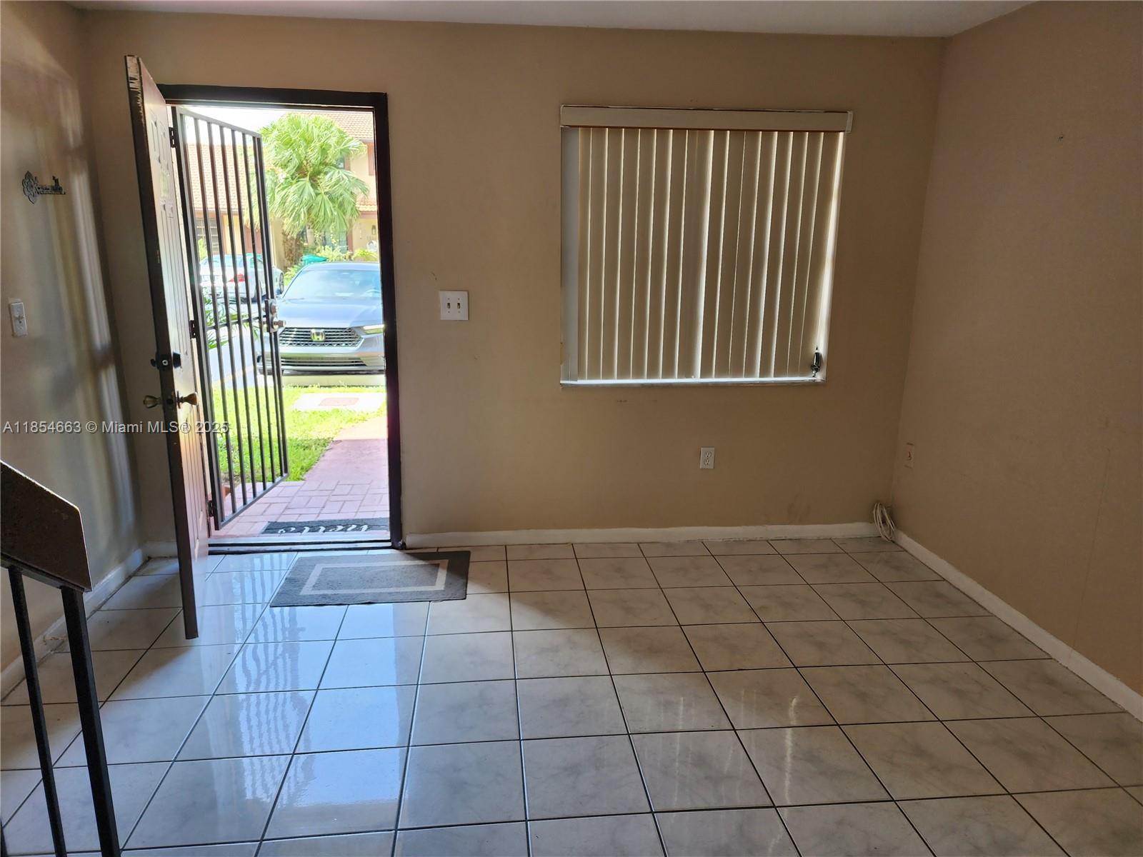 MILLER DREAMS SEC 1 - Residential Lease