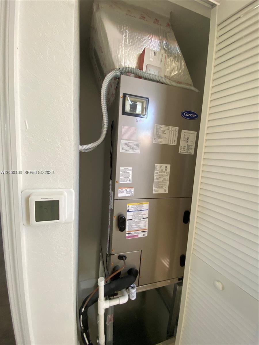 PINE VISTA - Residential