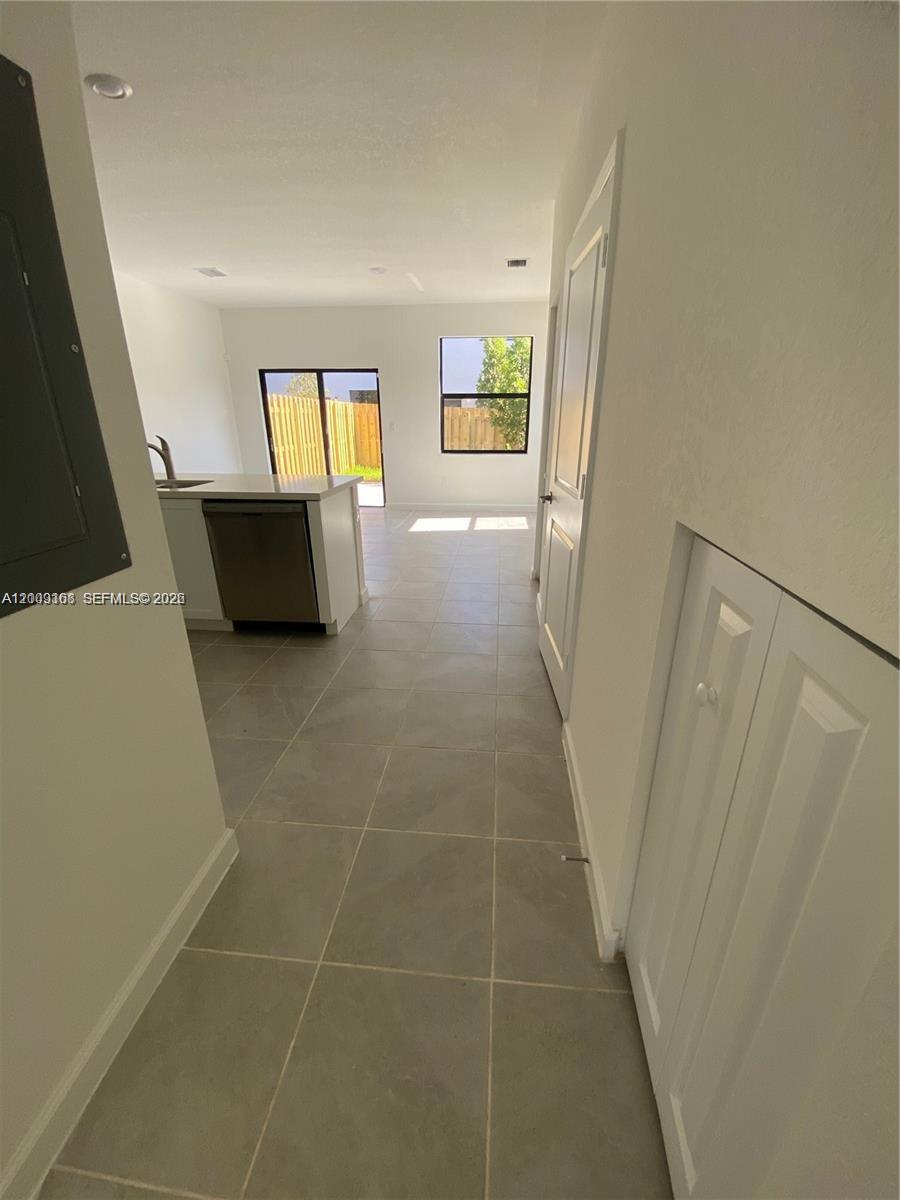 PINE VISTA - Residential