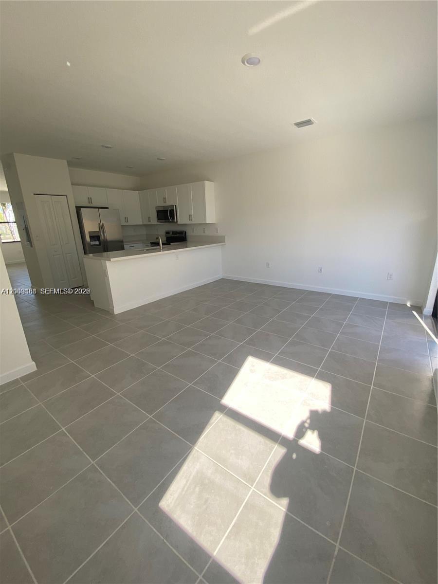 PINE VISTA - Residential