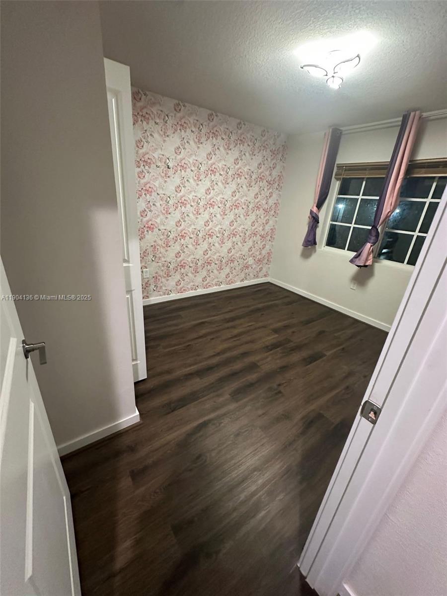 COSTA BLANCA VILLAS - Residential Lease