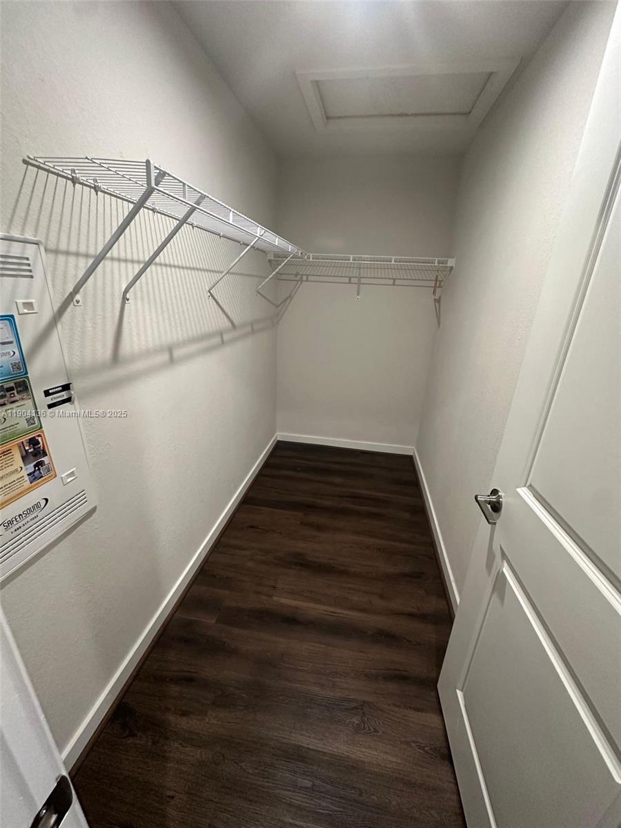 COSTA BLANCA VILLAS - Residential Lease