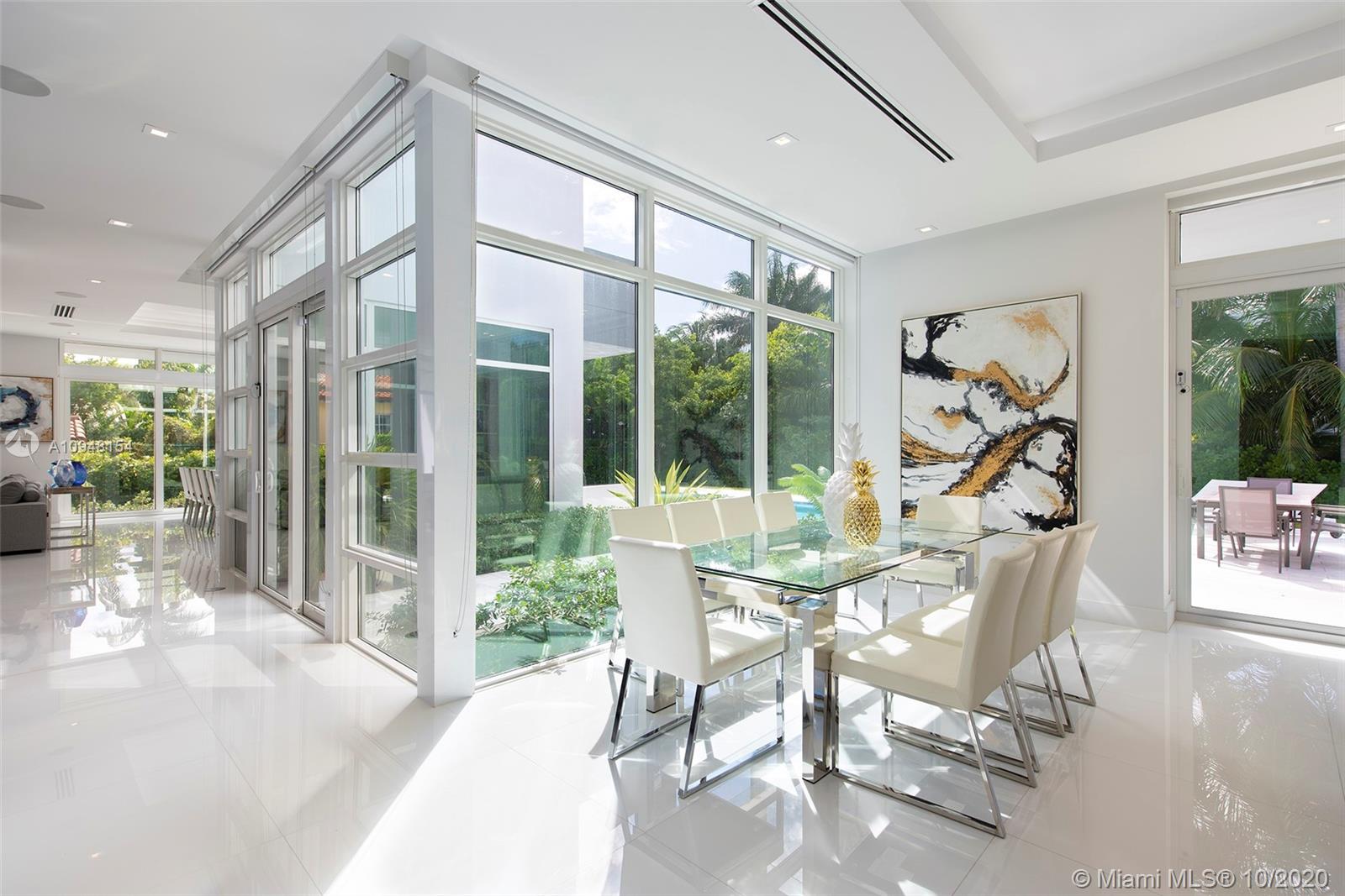 GOLDEN BEACH SEC C - Residential