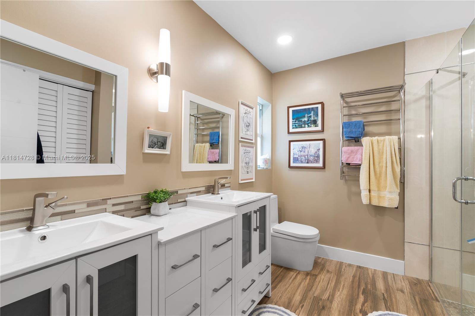 GRANADA GARDENS - Residential