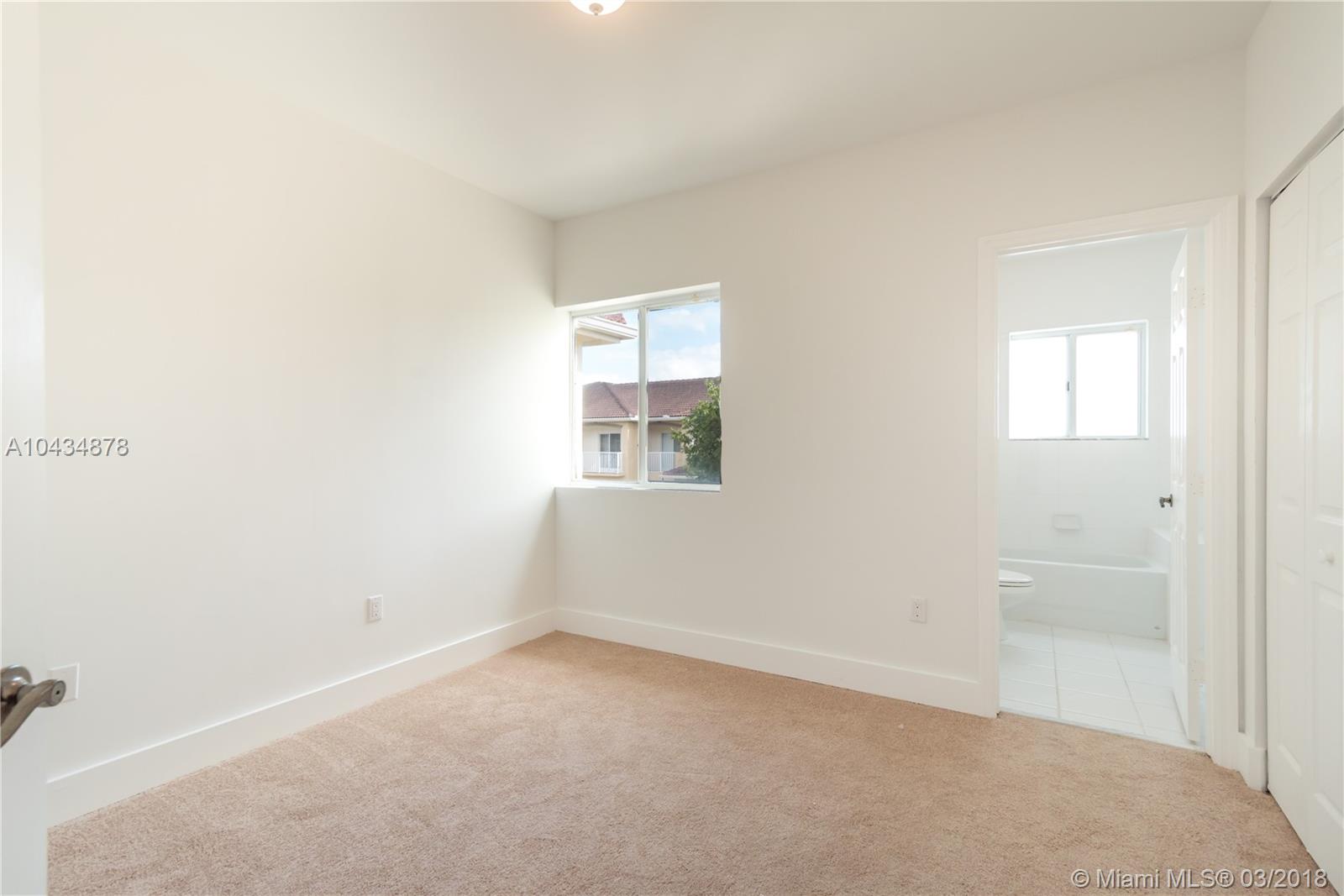 TOWNGATE NORTH - Residential Lease