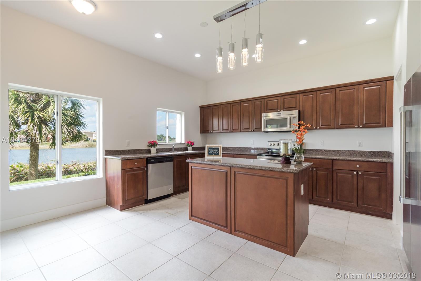 TOWNGATE NORTH - Residential Lease