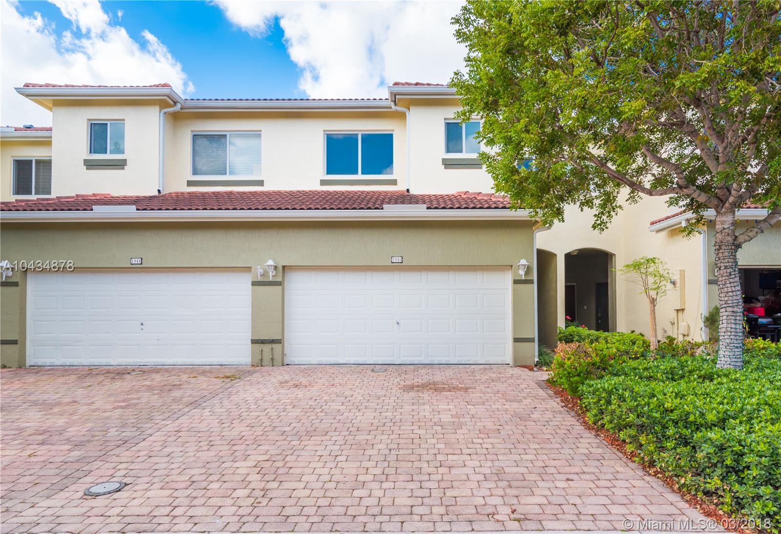 TOWNGATE NORTH - Residential Lease