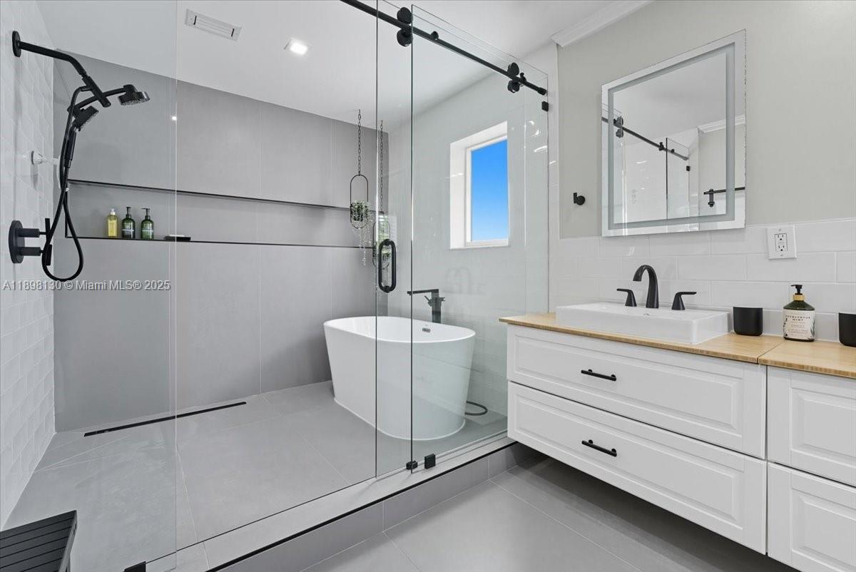 SECTOR 4 - Residential