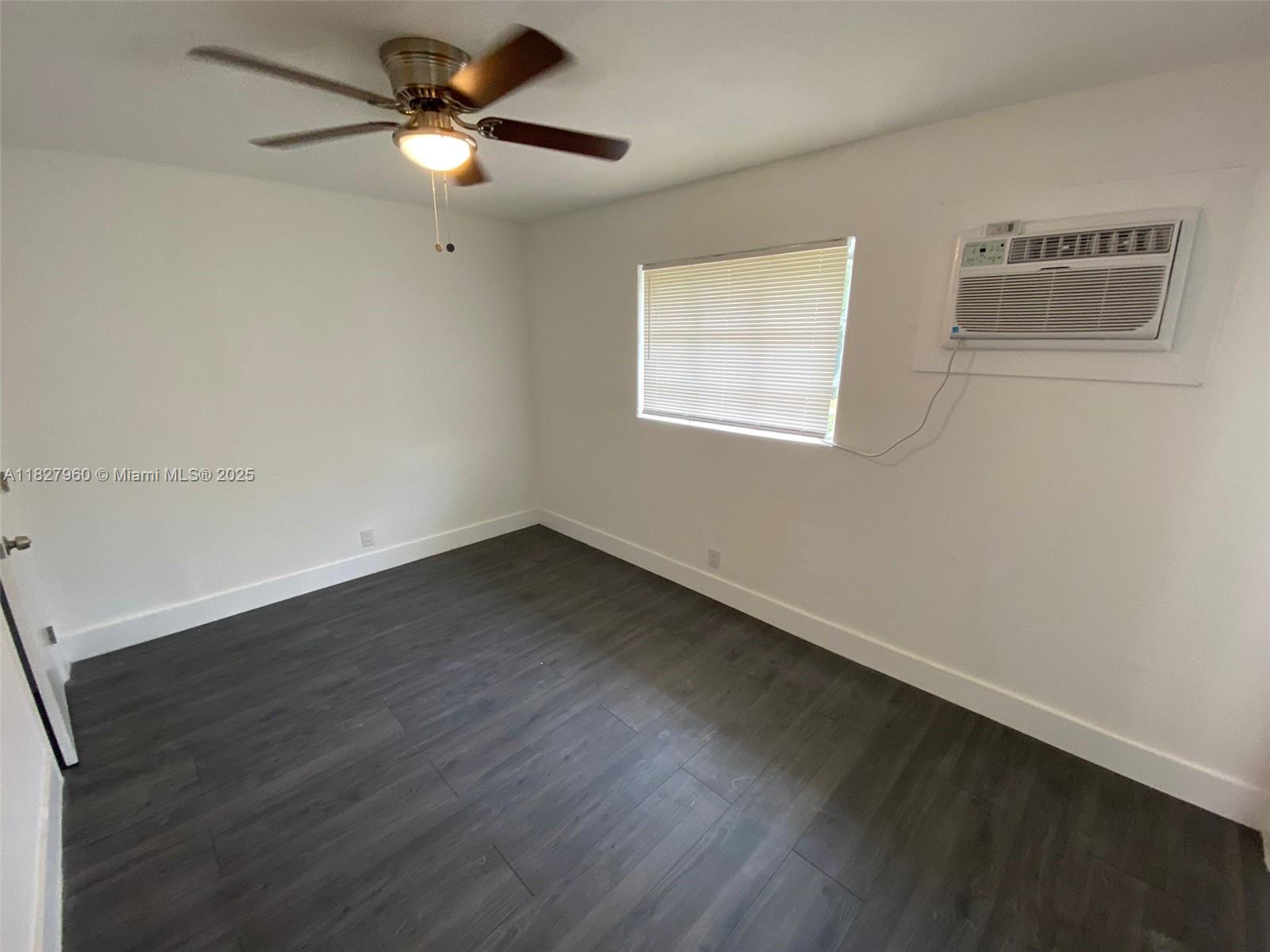 HOLLYWOOD - Residential Income