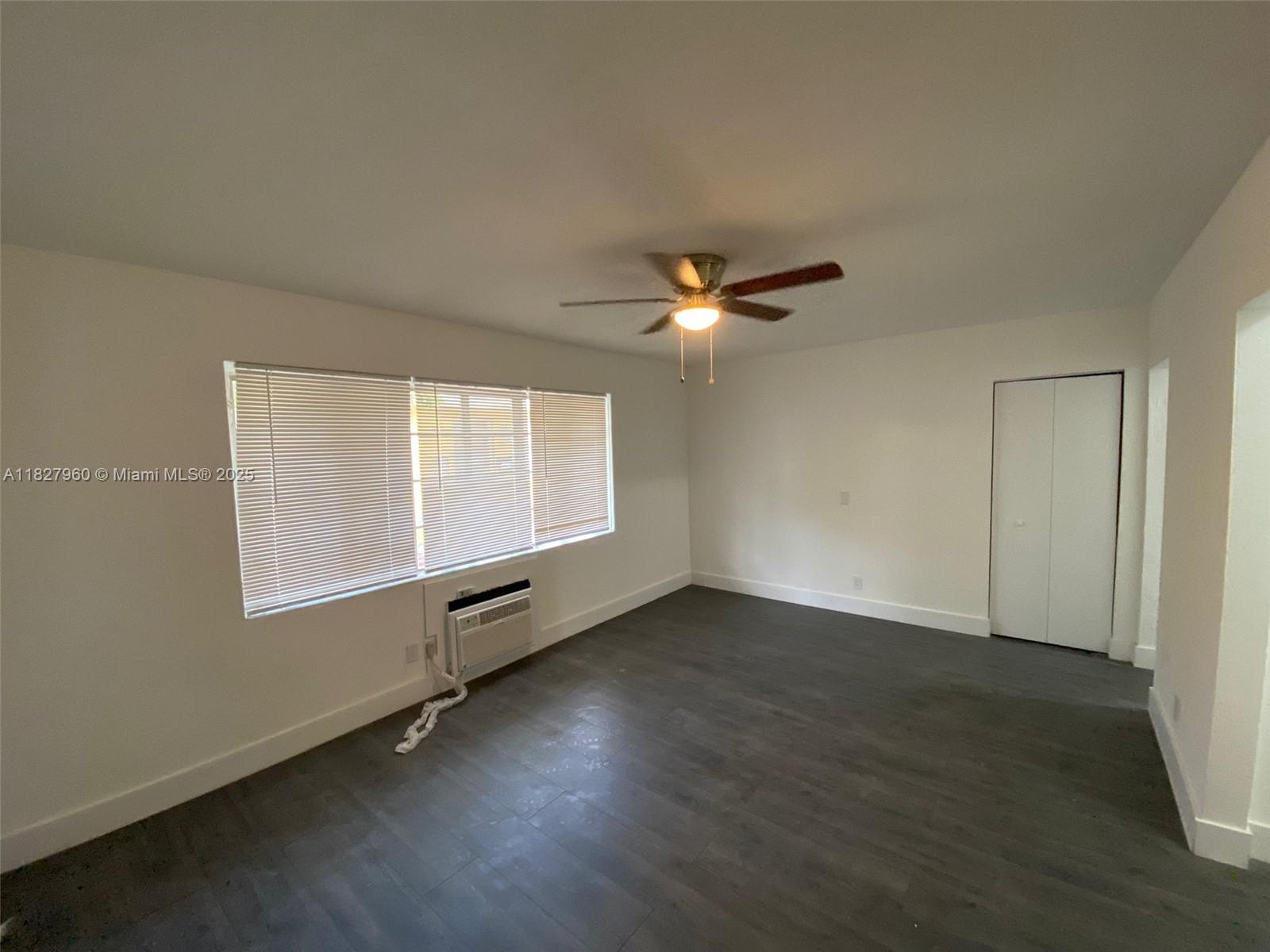 HOLLYWOOD - Residential Income