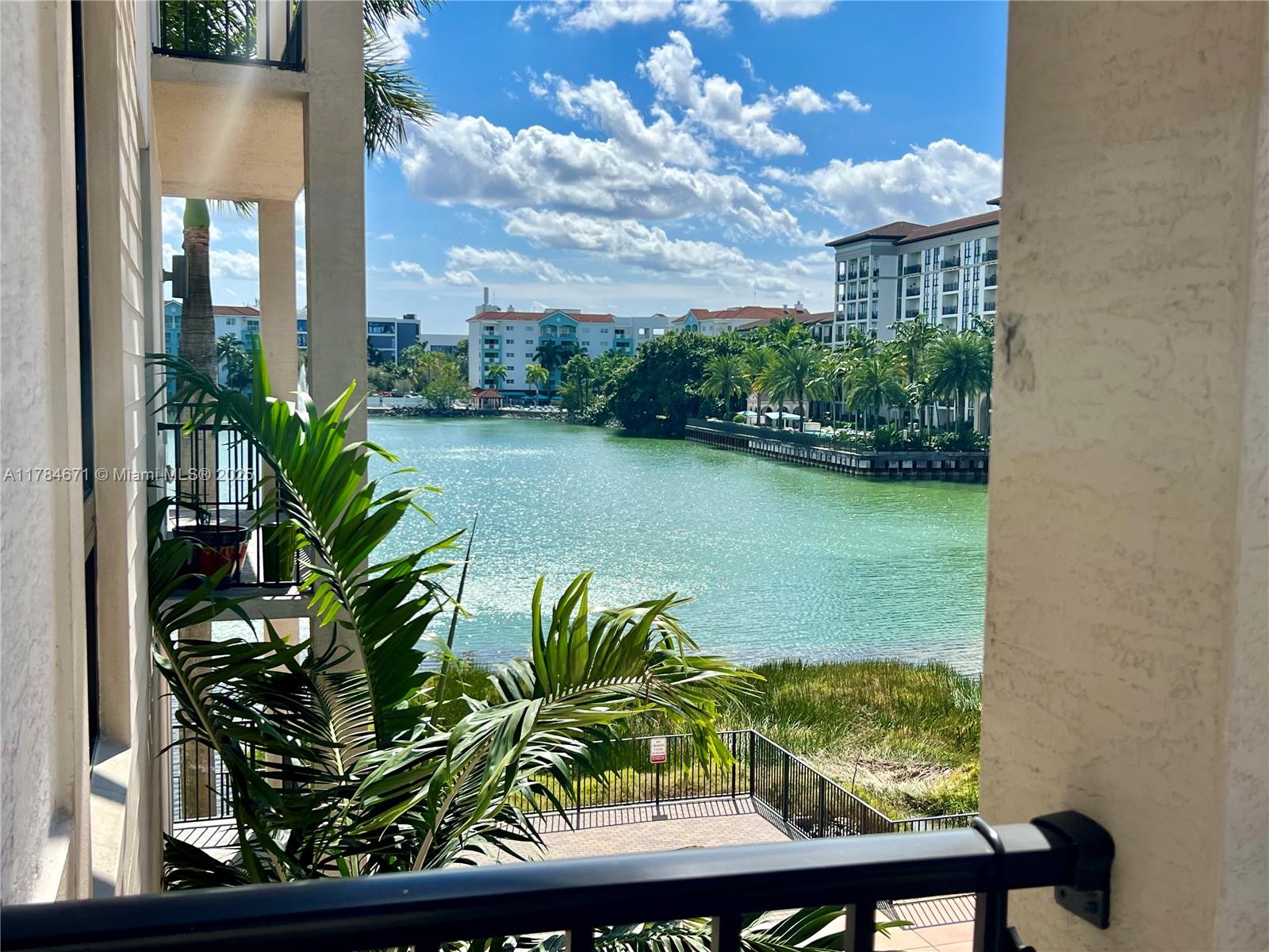 Rental Property at 4725 Nw 85th Ave 35, Doral, Miami-Dade County, Florida - Bedrooms: 3 
Bathrooms: 2  - $3,500 MO.