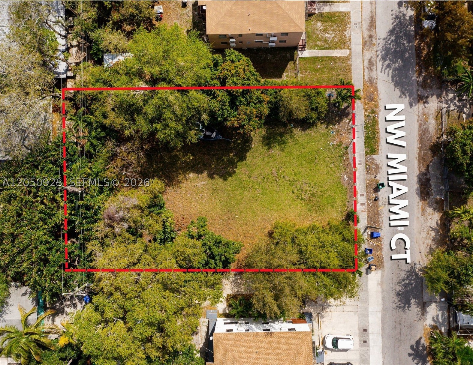 5527 NW Miami Ct