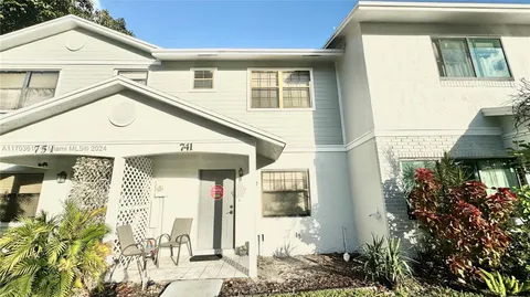 741 NW 105th Ter, Pembroke Pines, FL 33026 - MLS#: A11703610