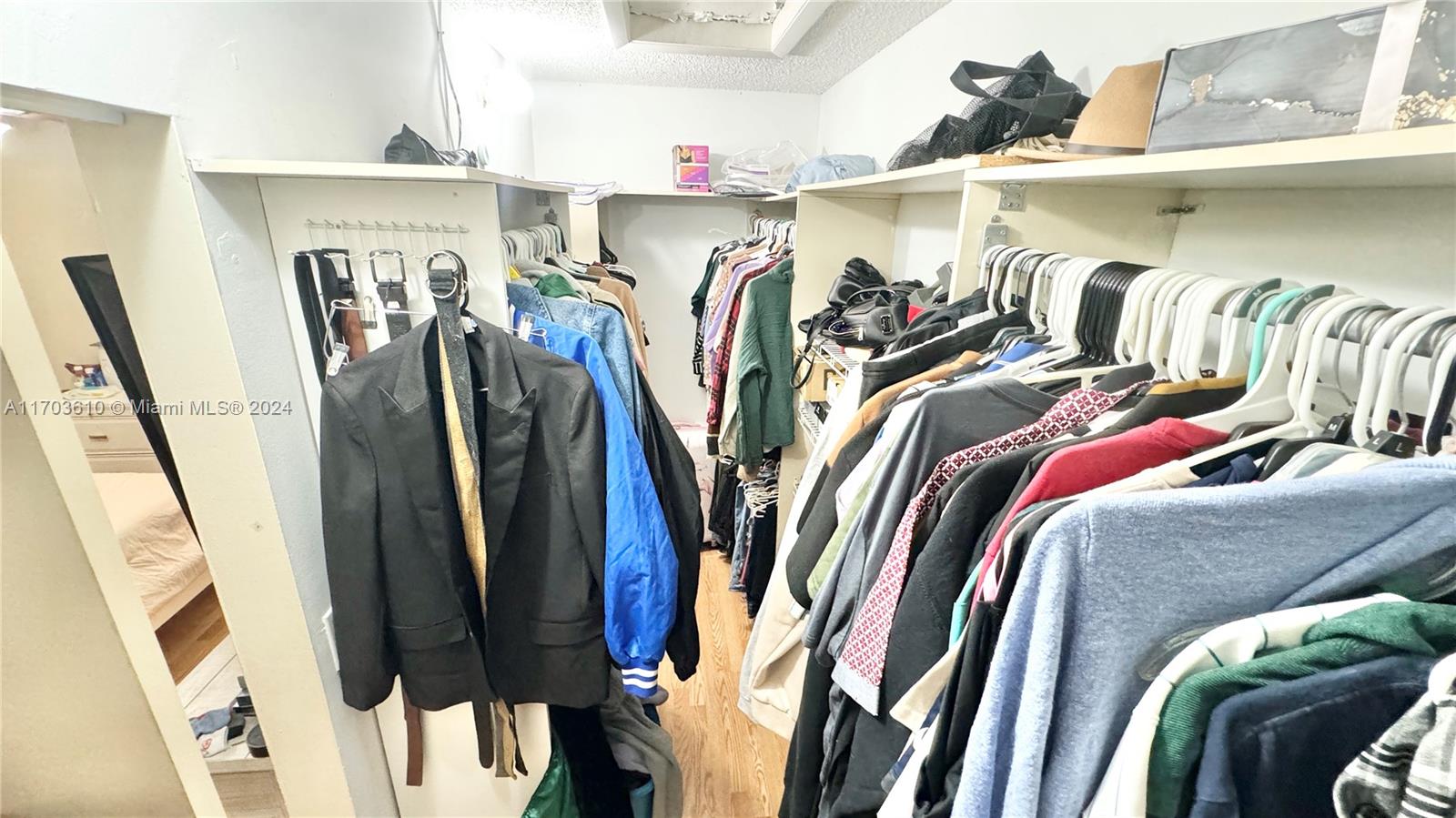 PEMBROKE POINTE SECTION T - Residential