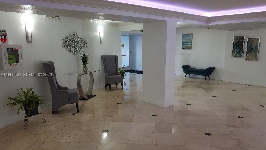 Photo of 800 Parkview Dr #416, Hallandale Beach, FL 33009 (MLS # A11960531)