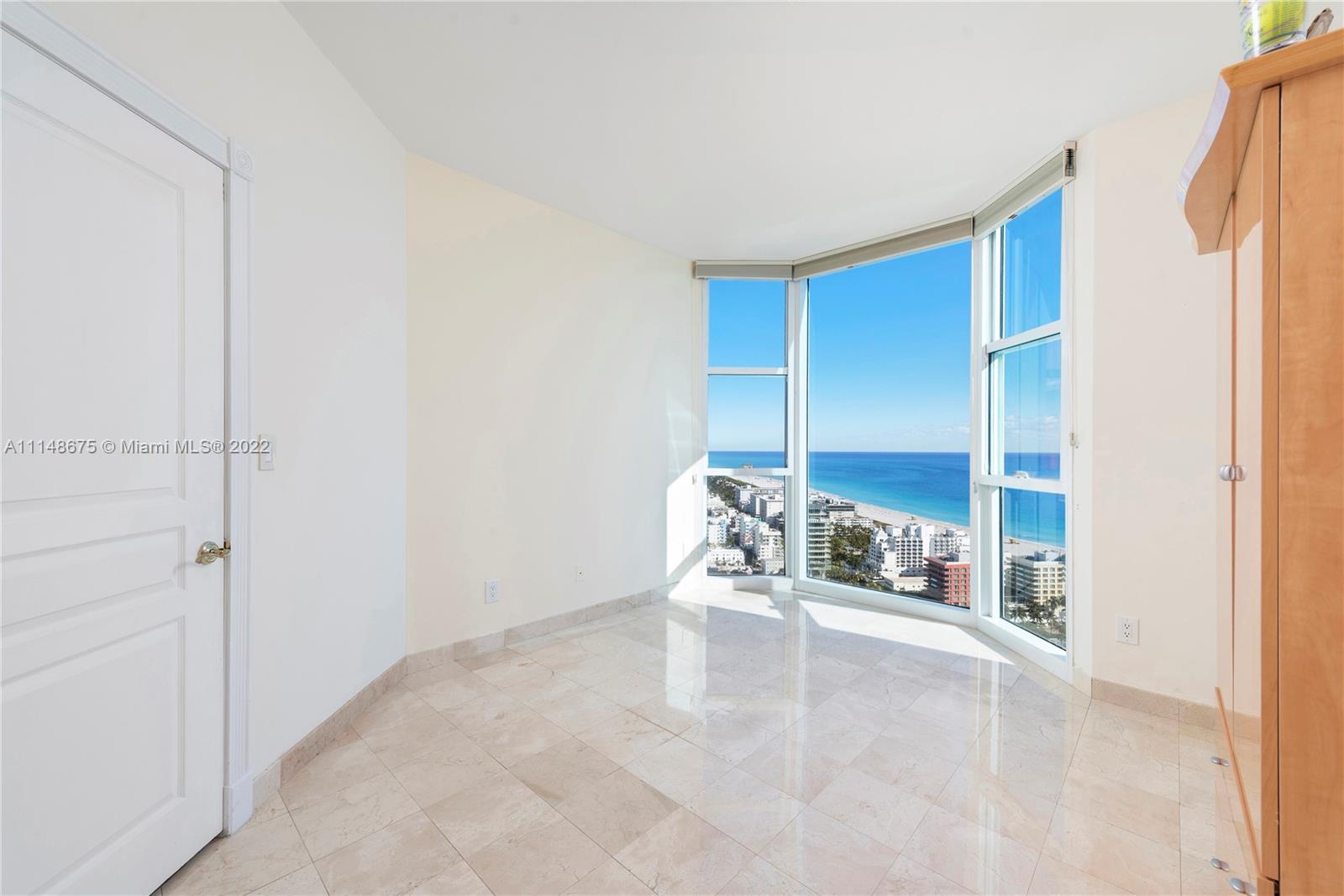 PORTOFINO TOWER CONDO - Residential