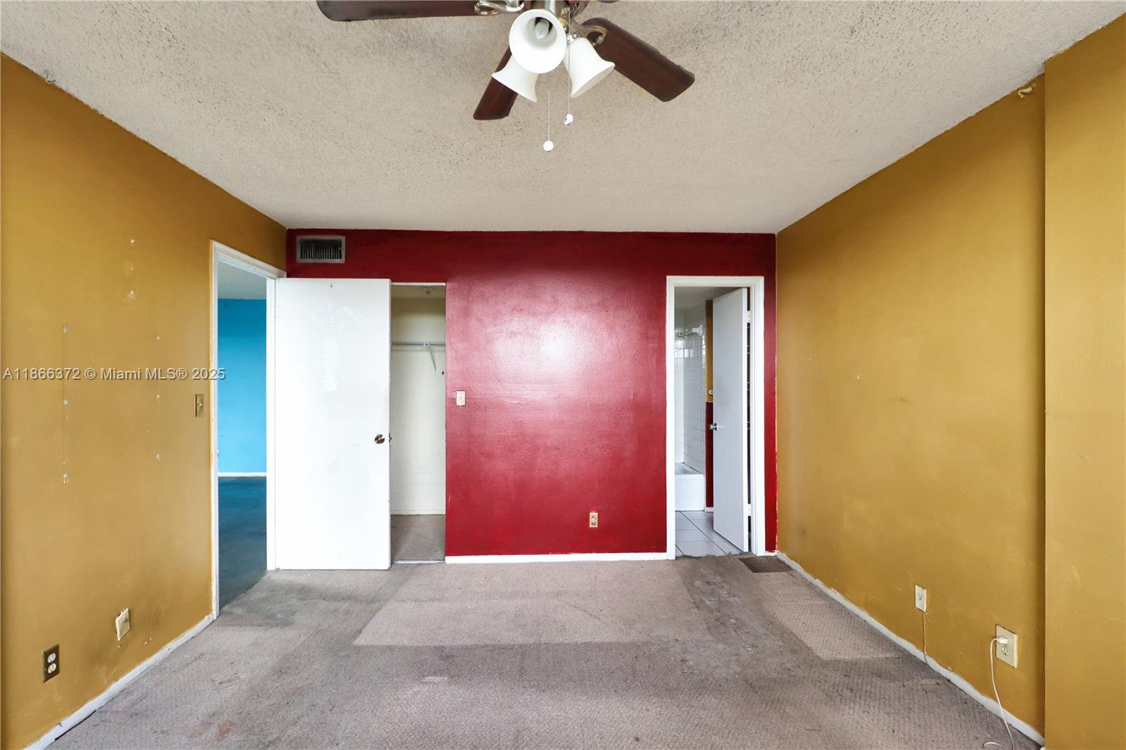 ROYAL PARK CONDO - Residential