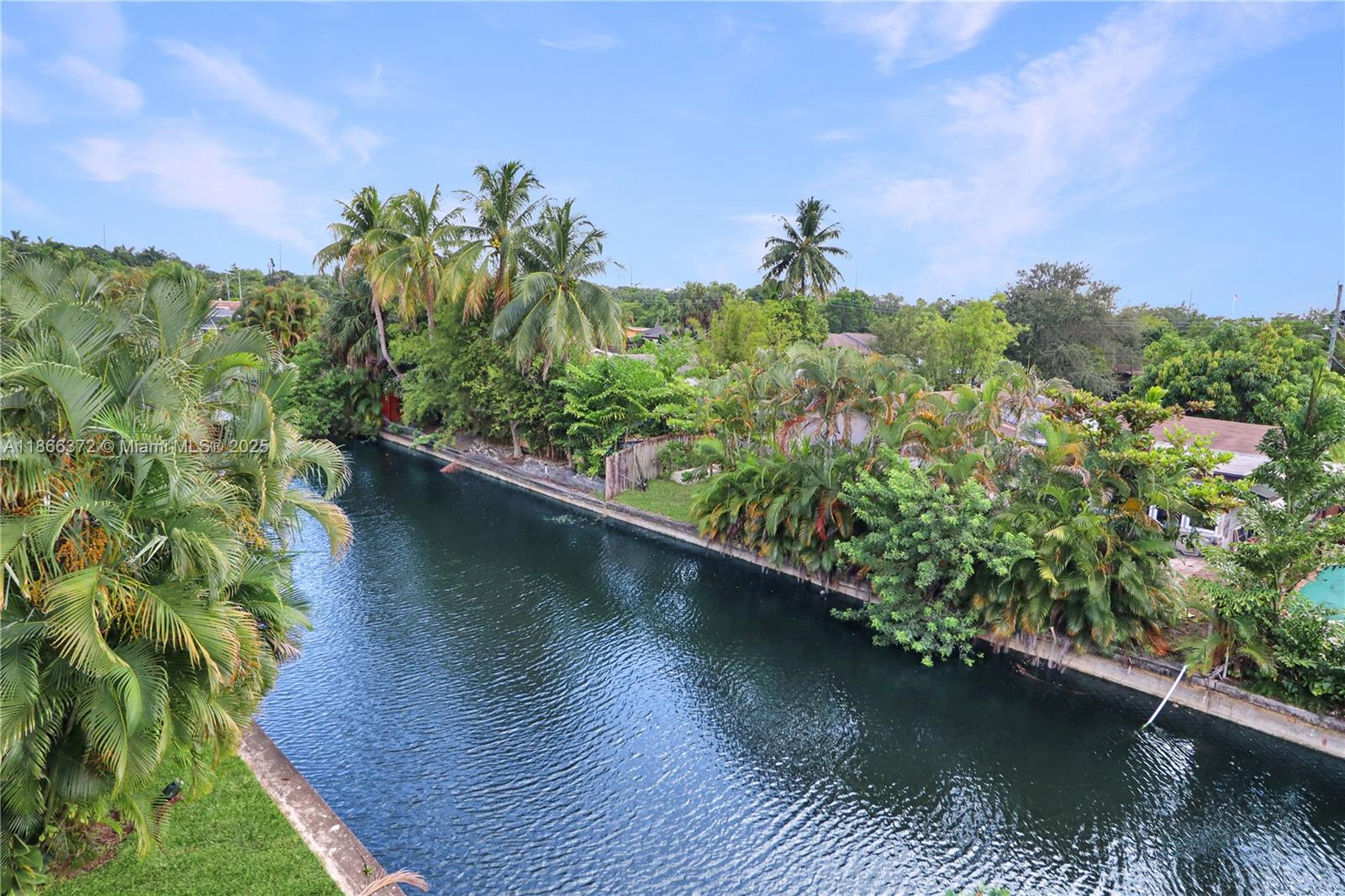 ROYAL PARK CONDO - Residential