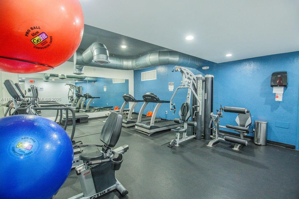 OCEAN VIEW TOWERS CONDO - Residential Lease