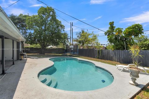 Photo of 1371 NW 198th St, Miami Gardens, FL 33169 (MLS # A11800971)