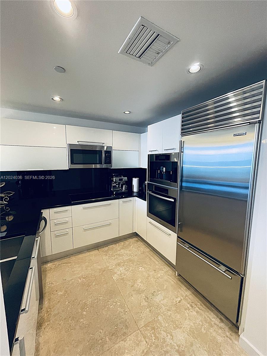 JADE OCEAN CONDO - Residential