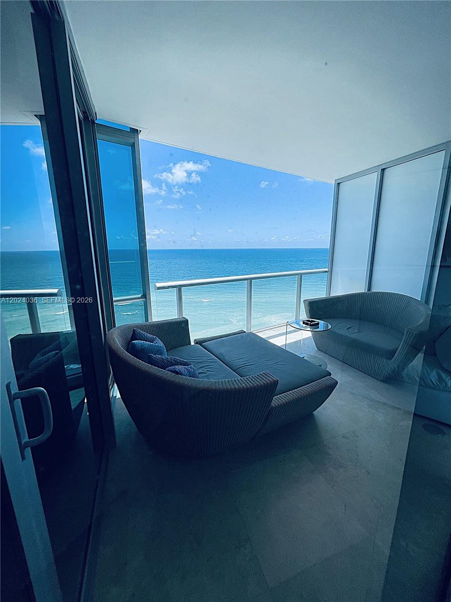 JADE OCEAN CONDO - Residential