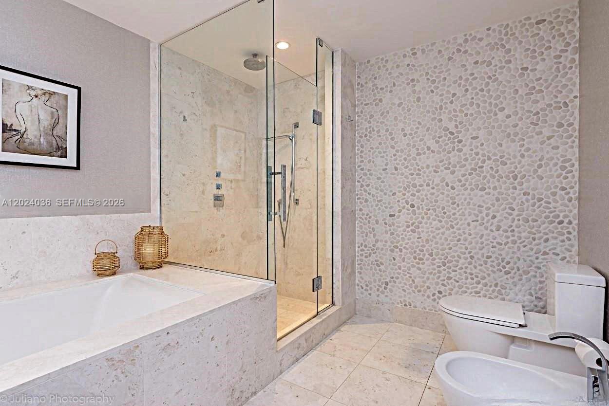 JADE OCEAN CONDO - Residential