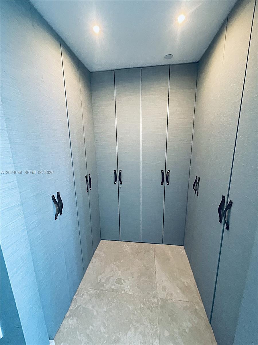 JADE OCEAN CONDO - Residential