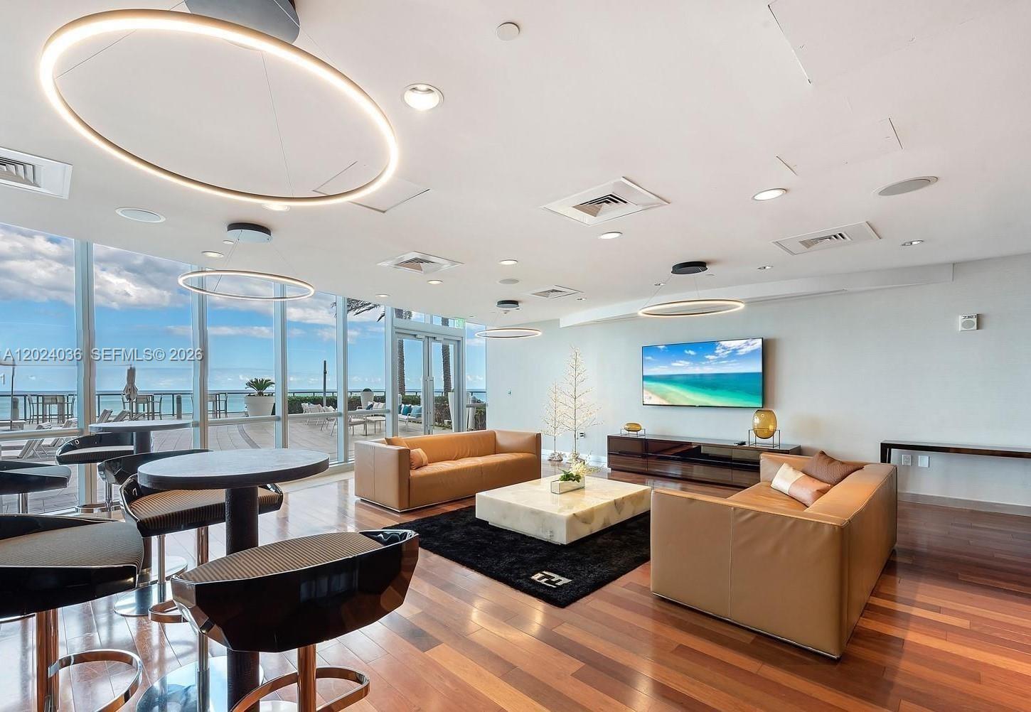 JADE OCEAN CONDO - Residential