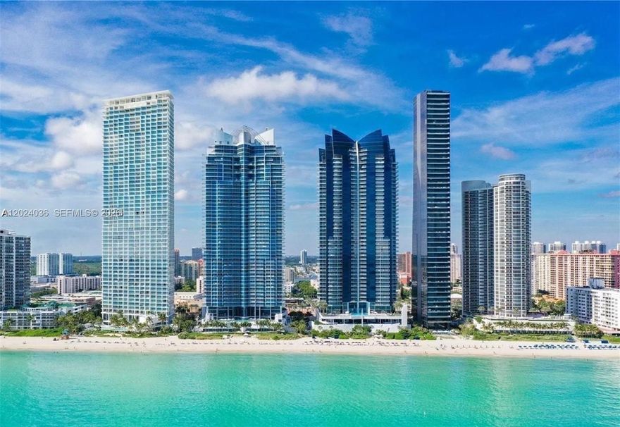 DIRECT OCEAN VIEW FROM THIS ONE BED/ 1.5 BATH LUXURY RESIDENCE, JADE OCEAN OFFERS OUTSTANDING AMENITIES, DUAL-SIDED POOL, SPA, BEACH SERVICE, MOVIE ROOM, GYM, AND MANY MORE. TOP OF THE RANGE APPLIANCES, WASHER & DRYER, BATHTUB & SHOWER, PETS OK UNDER 20LB.