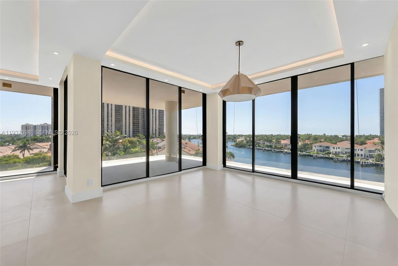 TURNBERRY TOWERS CONDO - Residential