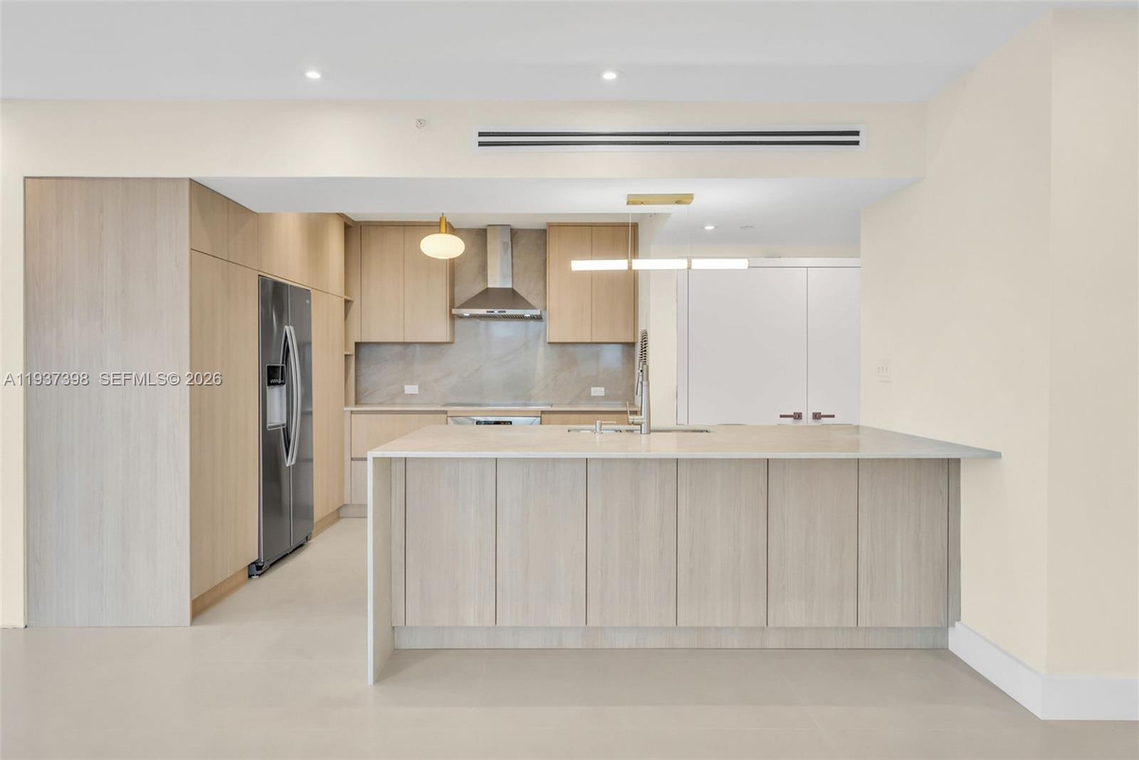 19355 Turnberry Way 4K