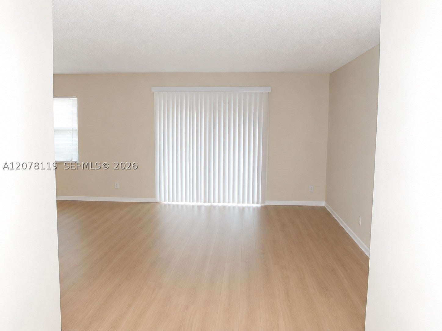 17911 NW 68th Ave O202, Hialeah FL 33015