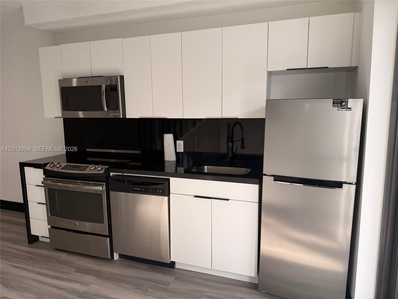 HAYNSWORTH VILLAGE - Residential Lease