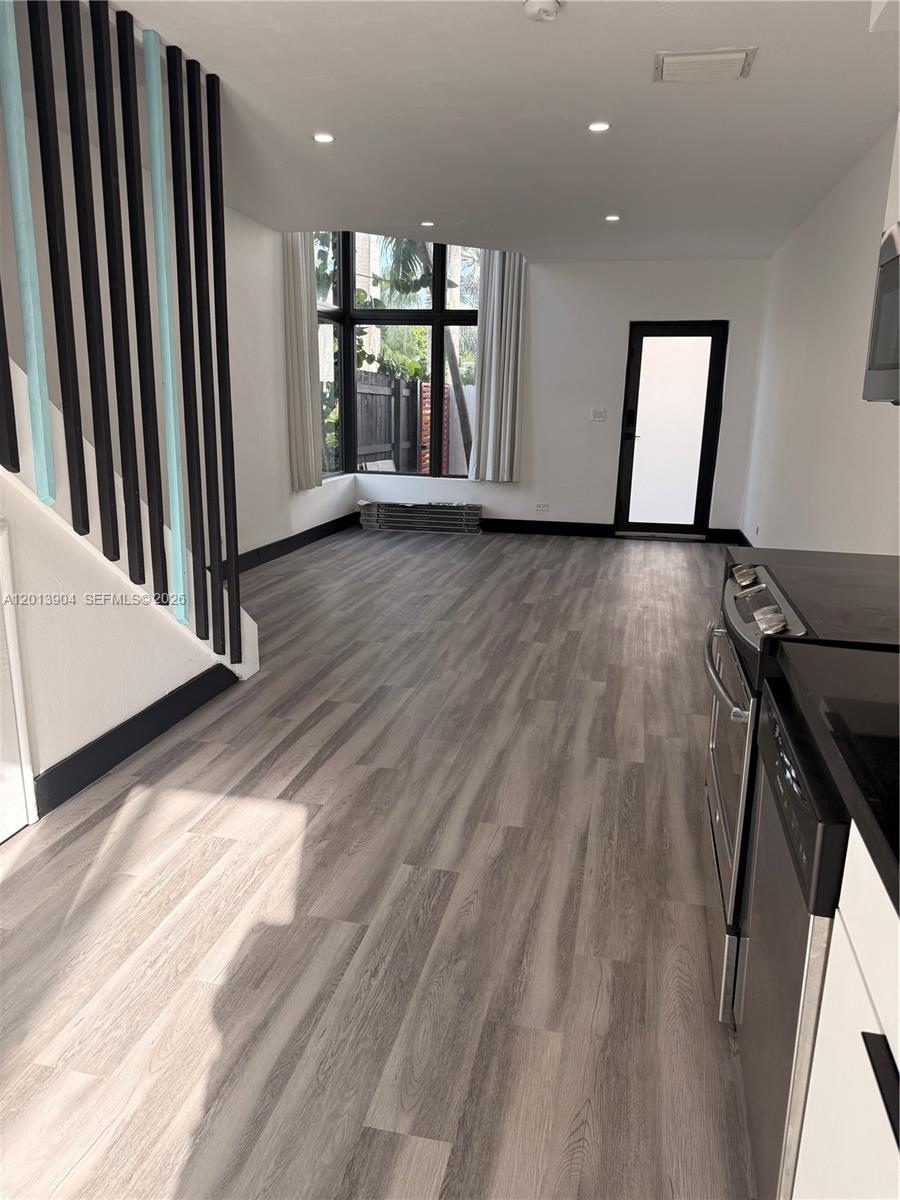 HAYNSWORTH VILLAGE - Residential Lease