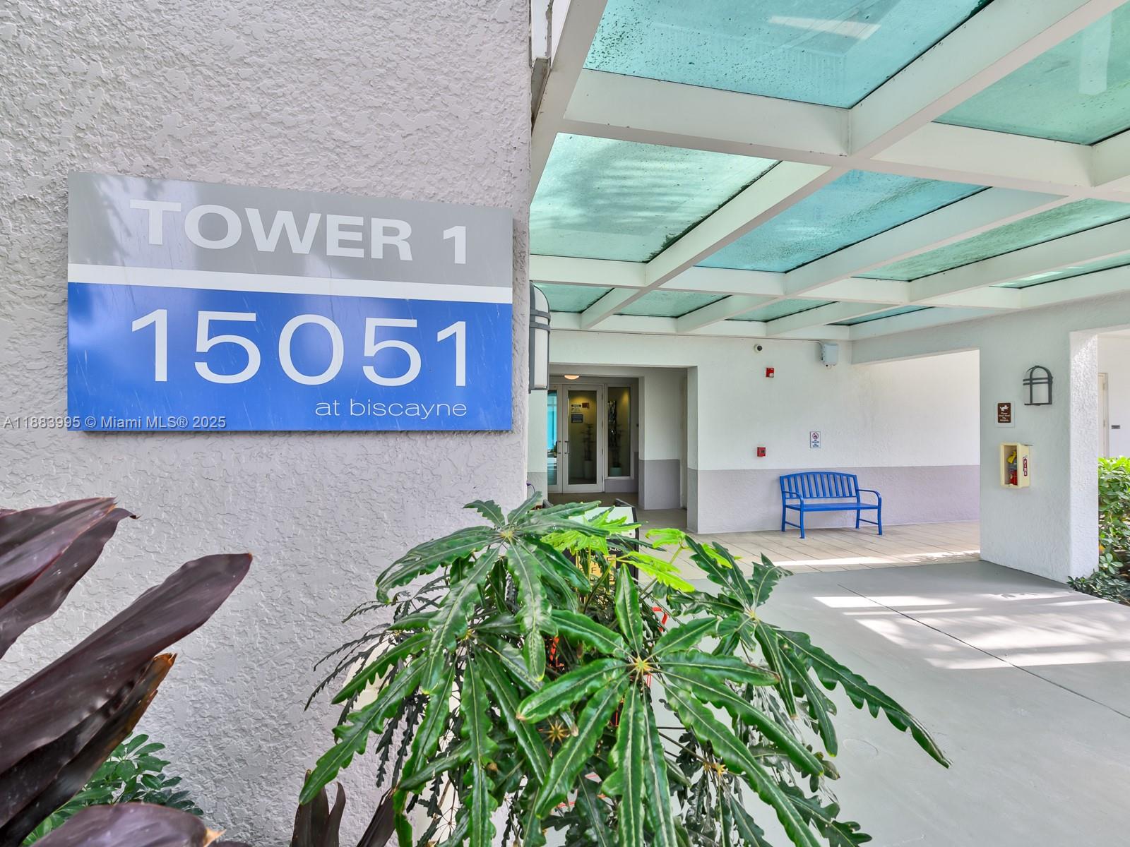 THE OAKS I CONDO - Residential