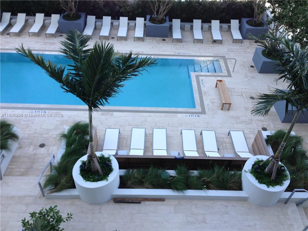 BRICKELL HOUSE - Residential Lease